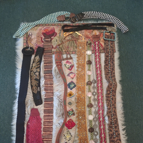 Boutique + Vintage Belt Lot Bundle - 17 Belts - Picture 4 of 8